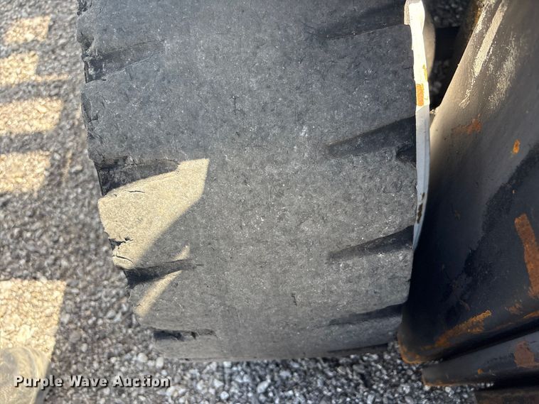 image for item EG8955 Caterpillar T80 D forklift