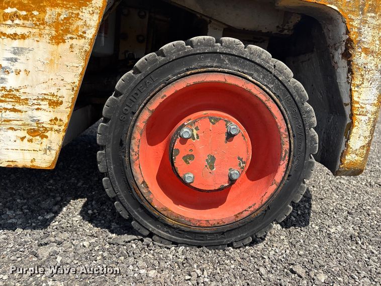 image for item EG8955 Caterpillar T80 D forklift