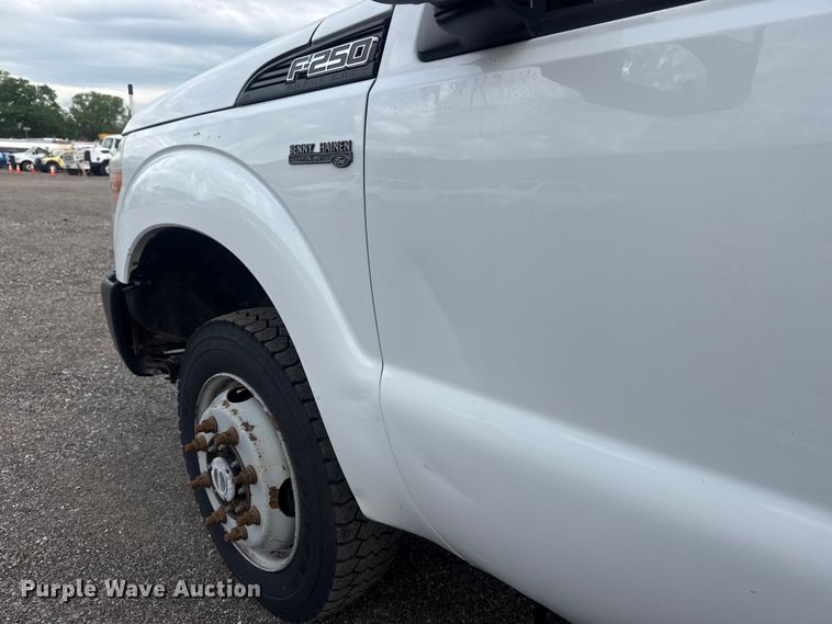 image for item EG8968 2015 Ford F250 Super Duty Ext. Cab utility bed pickup truck