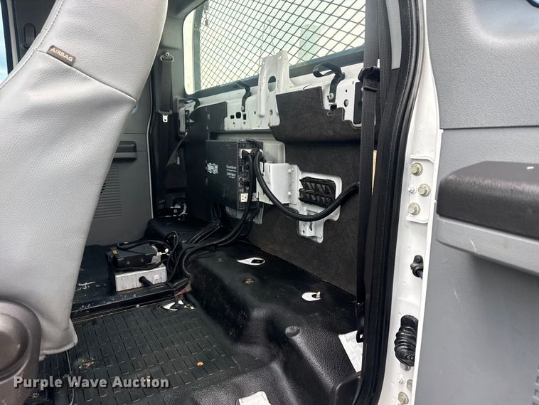 image for item EG8968 2015 Ford F250 Super Duty Ext. Cab utility bed pickup truck