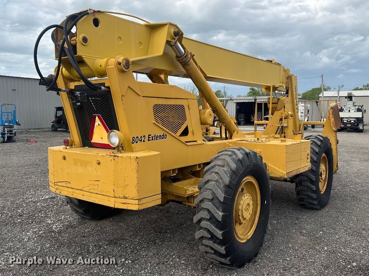 image for item EG8969 1993 Pettibone Corp. 8042 telehandler
