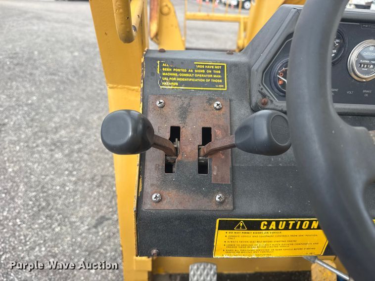 image for item EG8969 1993 Pettibone Corp. 8042 telehandler