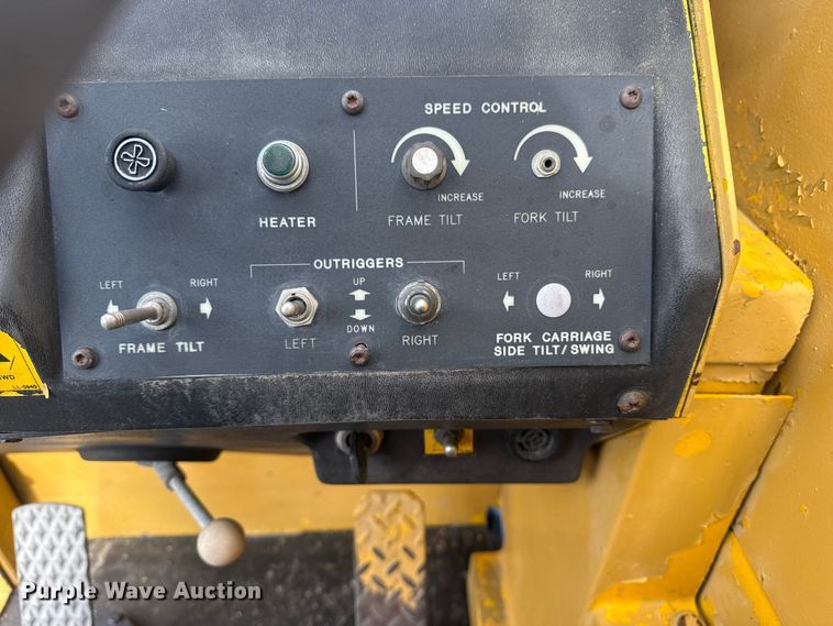 image for item EG8969 1993 Pettibone Corp. 8042 telehandler