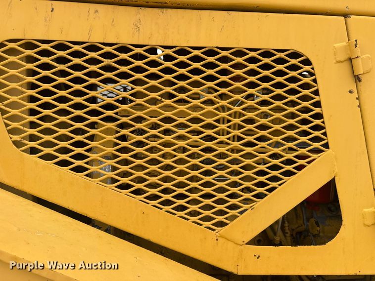 image for item EG8969 1993 Pettibone Corp. 8042 telehandler