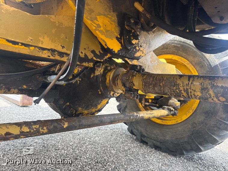 image for item EG8969 1993 Pettibone Corp. 8042 telehandler