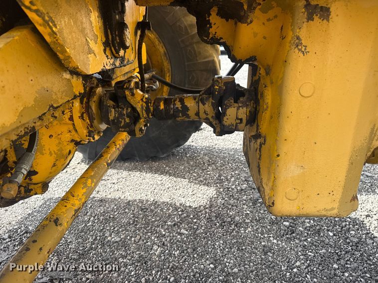 image for item EG8969 1993 Pettibone Corp. 8042 telehandler
