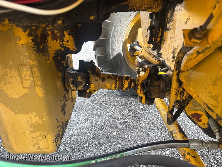 image for item EG8969 1993 Pettibone Corp. 8042 telehandler