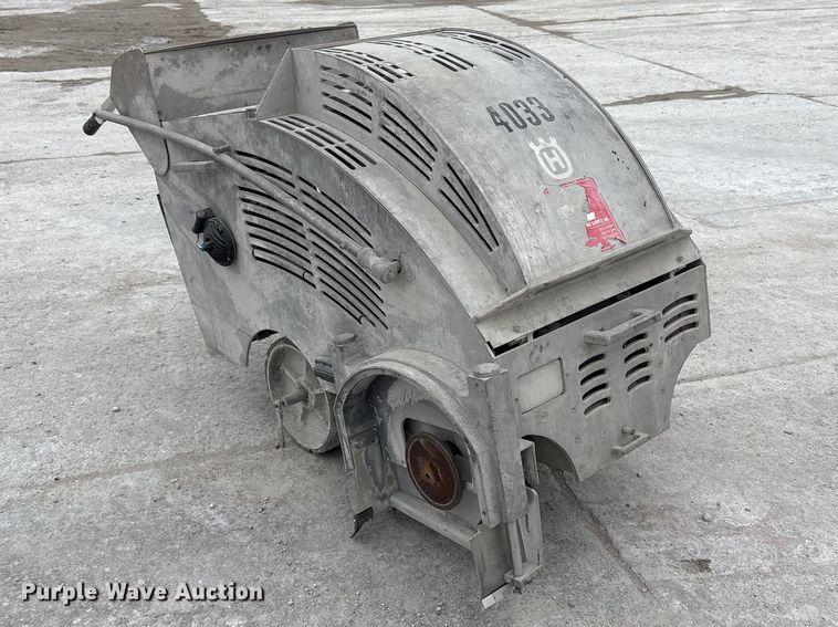 image for item EI5779 2018 Husqvarna Soff Cut 4200 concrete saw