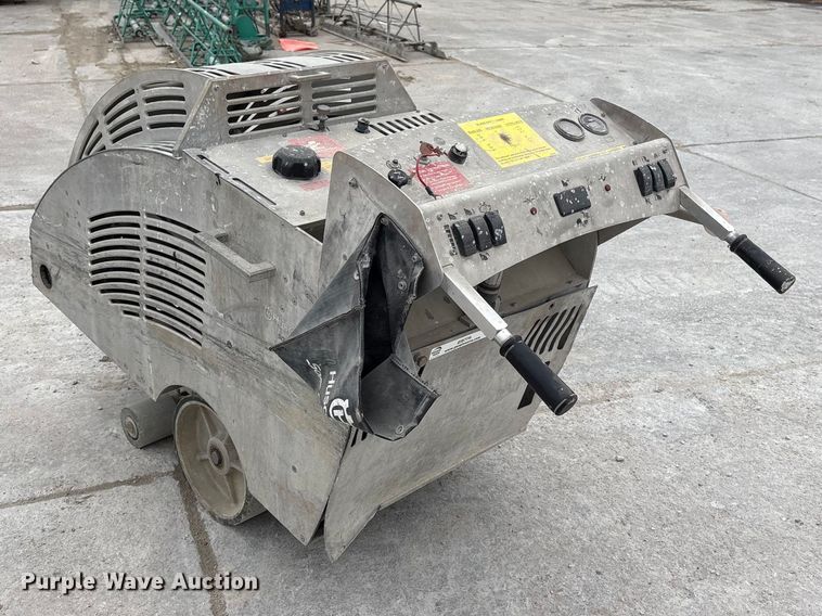 image for item EI5779 2018 Husqvarna Soff Cut 4200 concrete saw