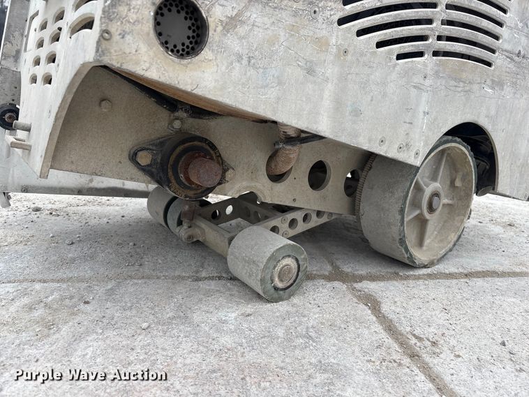 image for item EI5779 2018 Husqvarna Soff Cut 4200 concrete saw