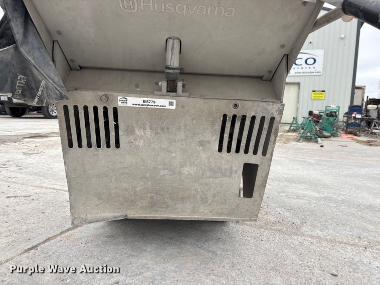 image for item EI5779 2018 Husqvarna Soff Cut 4200 concrete saw