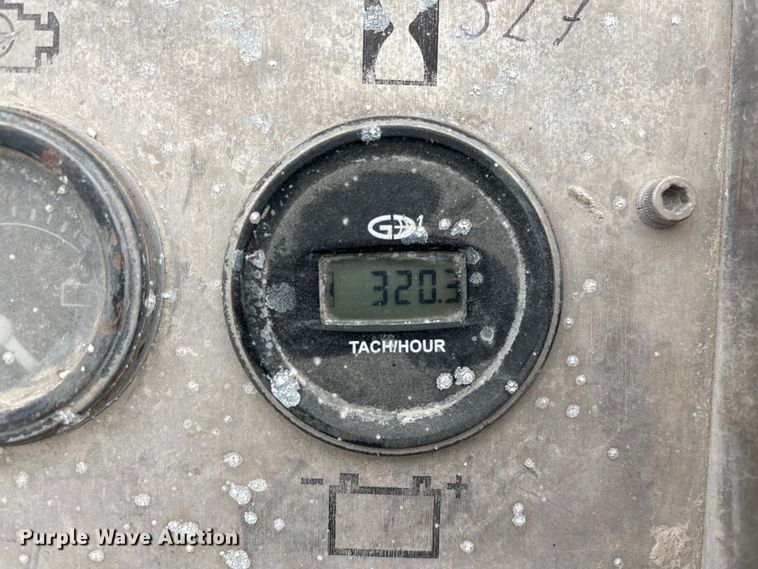 image for item EI5779 2018 Husqvarna Soff Cut 4200 concrete saw