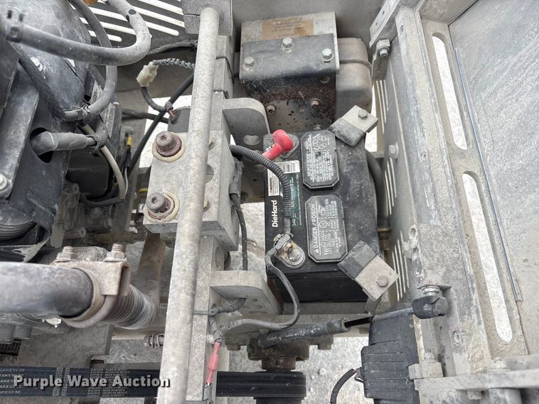 image for item EI5779 2018 Husqvarna Soff Cut 4200 concrete saw