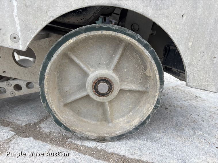 image for item EI5779 2018 Husqvarna Soff Cut 4200 concrete saw