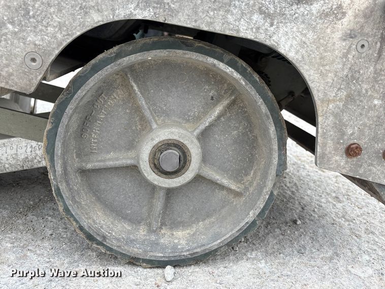 image for item EI5780 2011 Husqvarna X5000 concrete saw