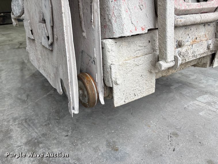 image for item EI5781 2010 Husqvarna FS6600D concrete saw