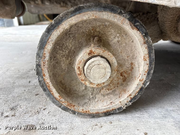 image for item EI5781 2010 Husqvarna FS6600D concrete saw