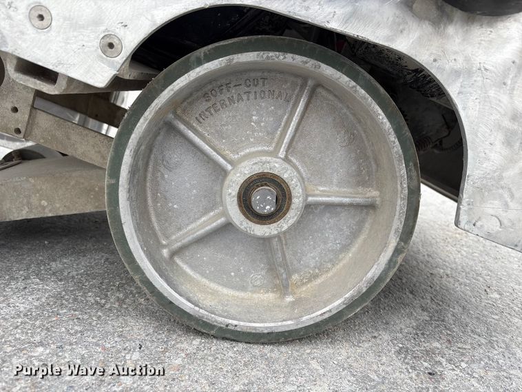 image for item EI5782 2006 Soffcut X5000 concrete saw