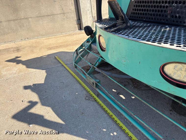 image for item EO4143 Whiteman HHXDF5 power trowel