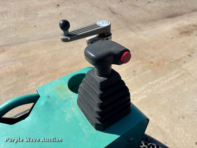 image for item EO4144 Whiteman HHXDF5 power trowel