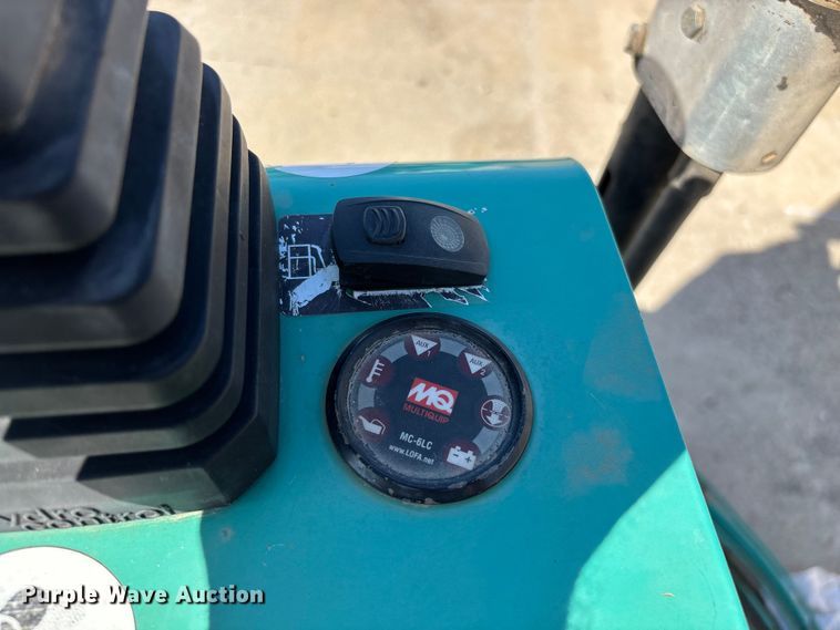 image for item EO4144 Whiteman HHXDF5 power trowel