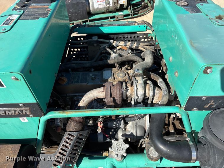 image for item EO4145 Whiteman HTXD6T power trowel