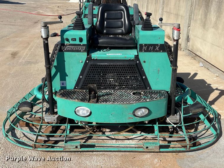 image for item EO4146 Whiteman HHXD5 power trowel
