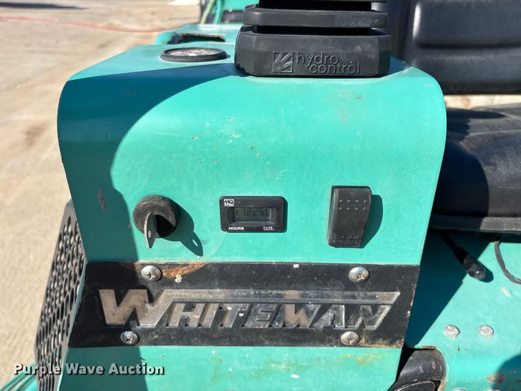 image for item EO4146 Whiteman HHXD5 power trowel