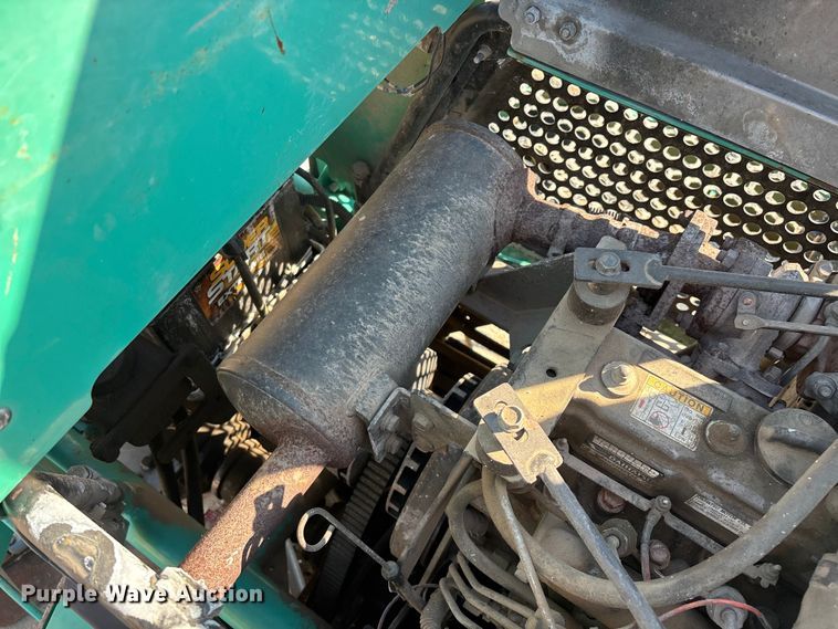 image for item EO4146 Whiteman HHXD5 power trowel