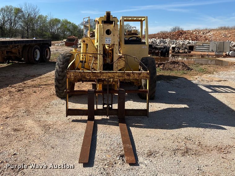 image for item EO4148 Pettibone 8042 telehandler