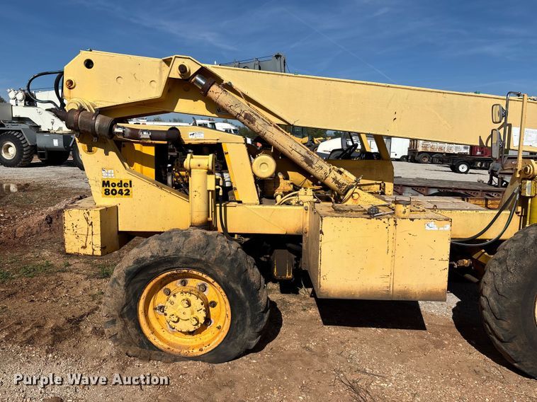 image for item EO4148 Pettibone 8042 telehandler