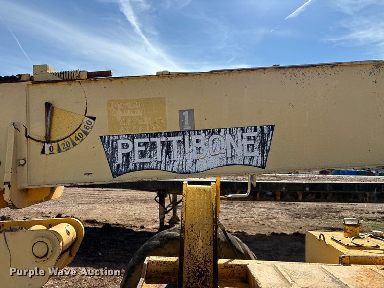 image for item EO4148 Pettibone 8042 telehandler