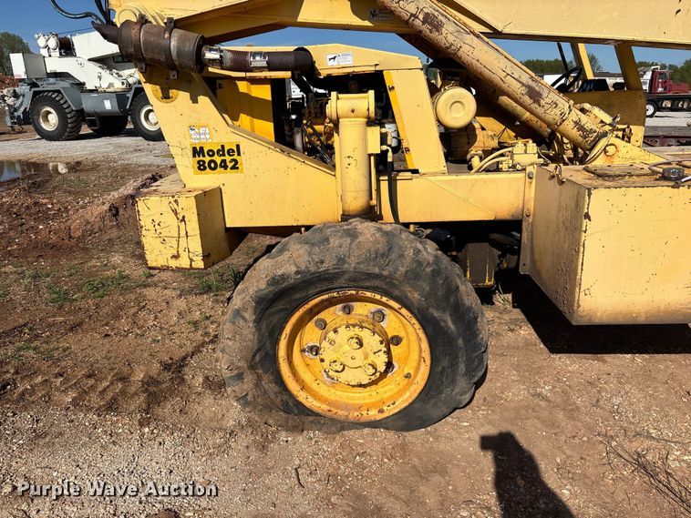 image for item EO4148 Pettibone 8042 telehandler