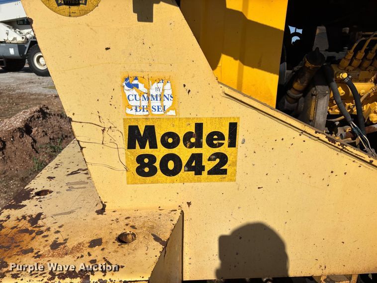 image for item EO4148 Pettibone 8042 telehandler