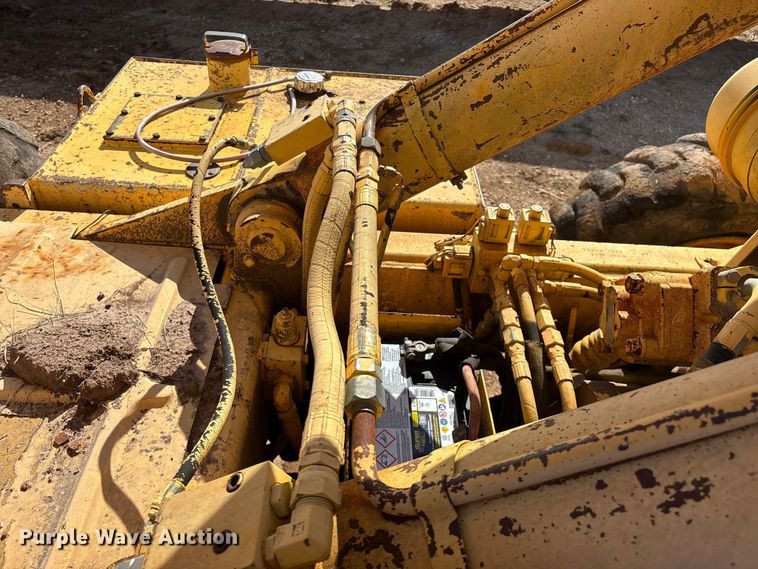 image for item EO4148 Pettibone 8042 telehandler