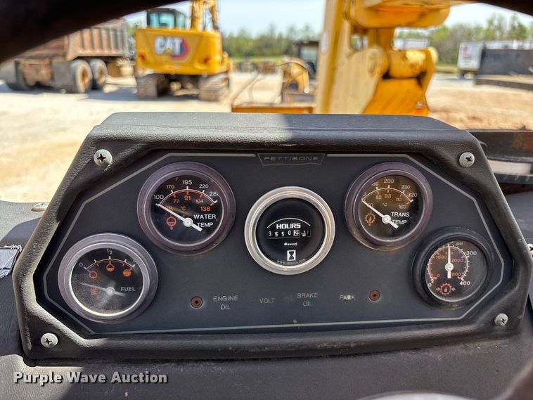 image for item EO4148 Pettibone 8042 telehandler