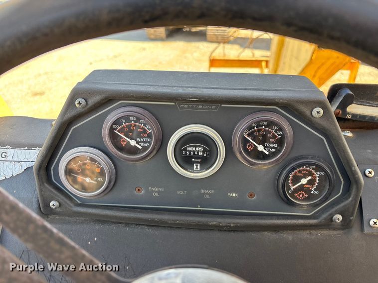 image for item EO4148 Pettibone 8042 telehandler