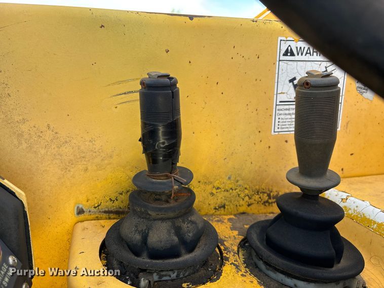 image for item EO4148 Pettibone 8042 telehandler