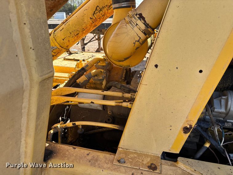 image for item EO4148 Pettibone 8042 telehandler