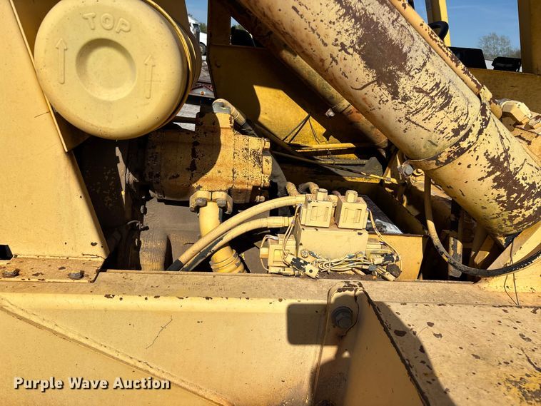 image for item EO4148 Pettibone 8042 telehandler