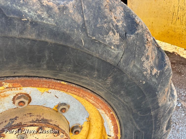 image for item EO4148 Pettibone 8042 telehandler