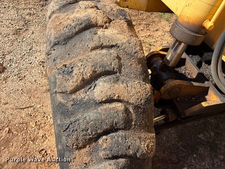 image for item EO4148 Pettibone 8042 telehandler