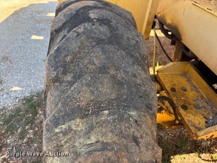 image for item EO4148 Pettibone 8042 telehandler