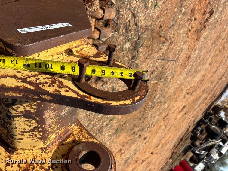 image for item EO4165 (2) excavator buckets