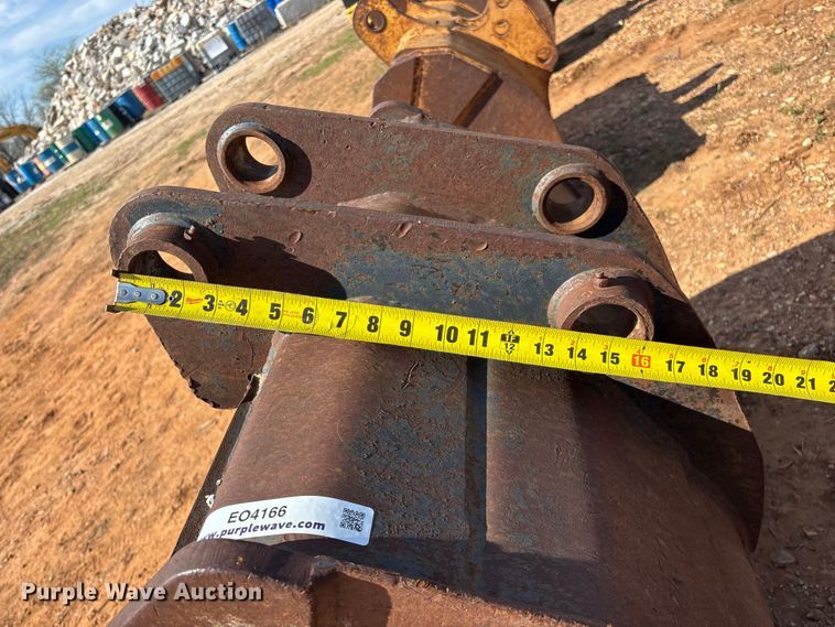 image for item EO4166 (7) backhoe buckets