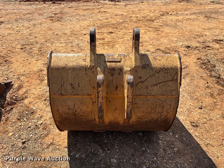 image for item EO4166 (7) backhoe buckets