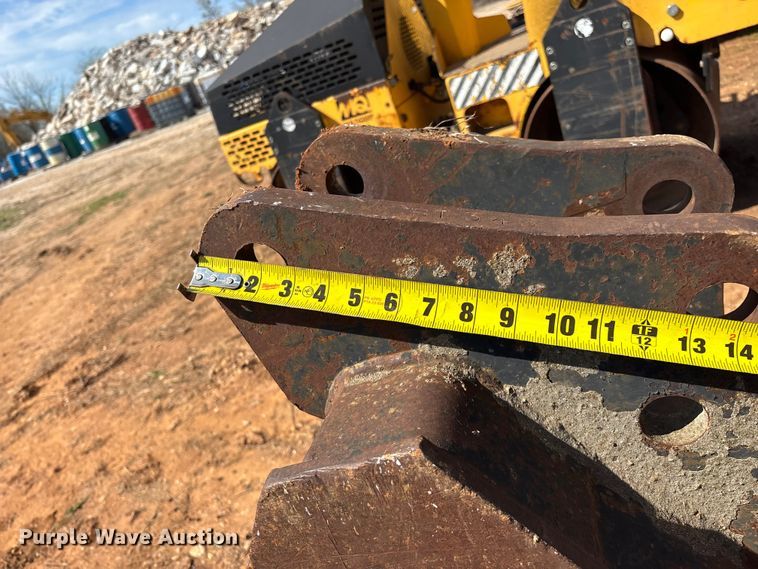 image for item EO4166 (7) backhoe buckets