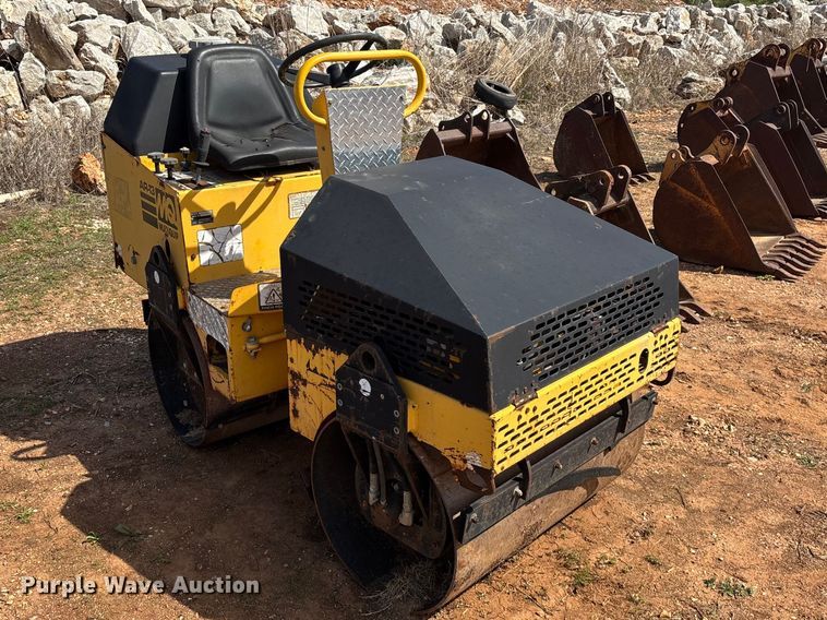 image for item EO4167 MultiQuip AR-13 G double drum roller