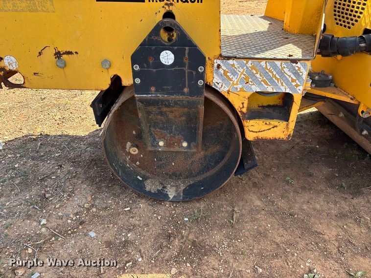 image for item EO4167 MultiQuip AR-13 G double drum roller