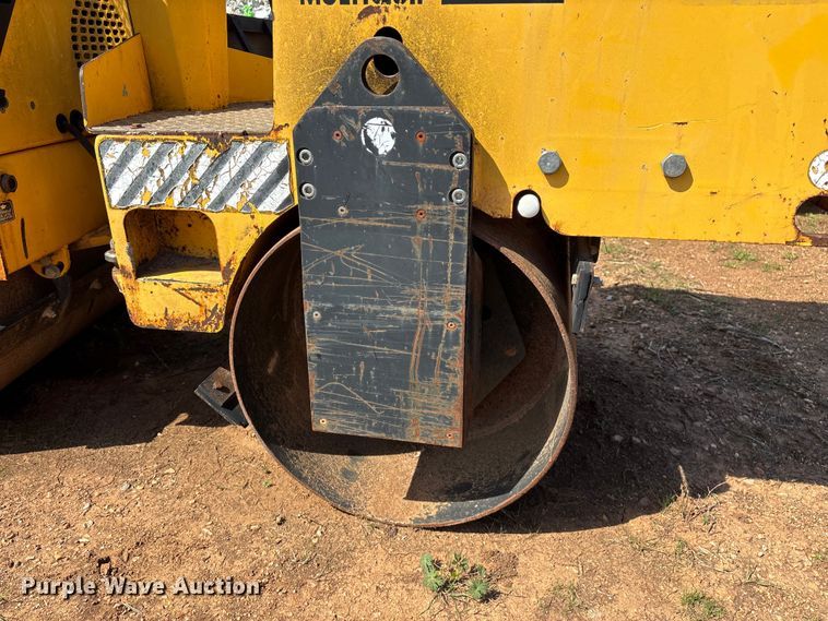 image for item EO4167 MultiQuip AR-13 G double drum roller